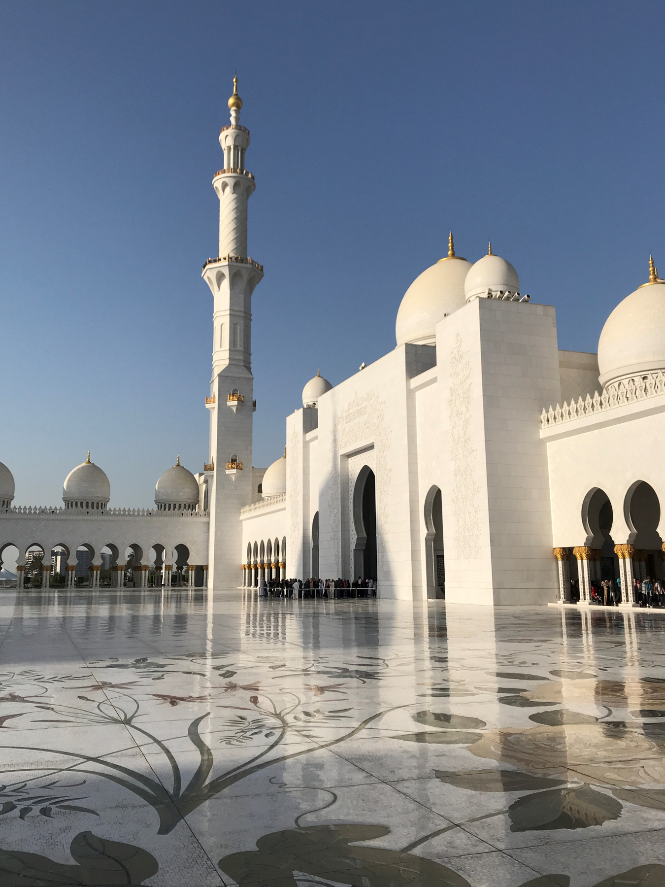 Большая мечеть шейха Зайда в Абу-Даби 