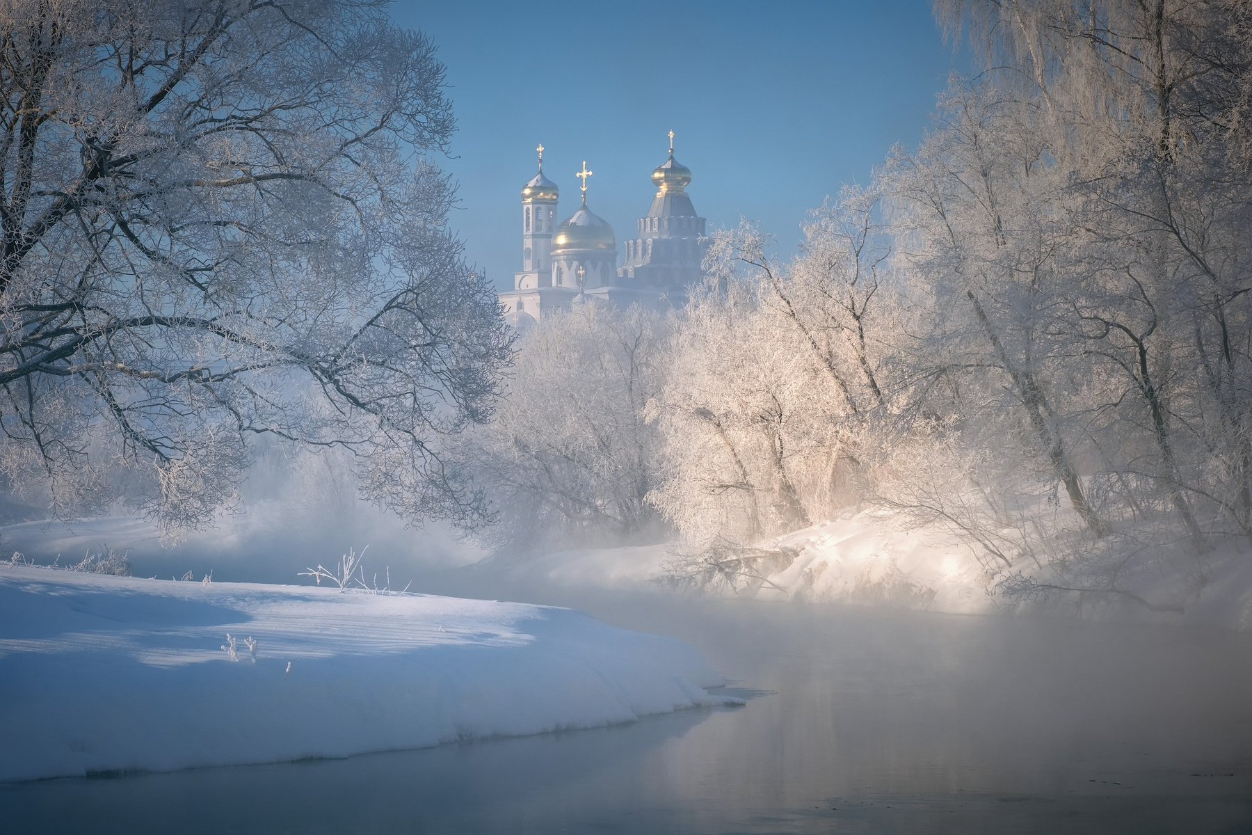 Февральский мороз над Истрой зима мороз истра река монастырь пар туман деревья снег