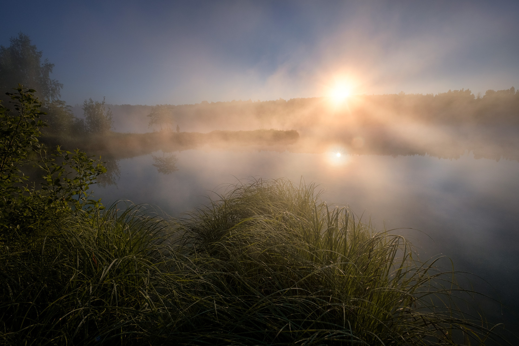 Рассвет на Молокче 2 пейзаж молокча река рассвет туман солнце утро рыбак