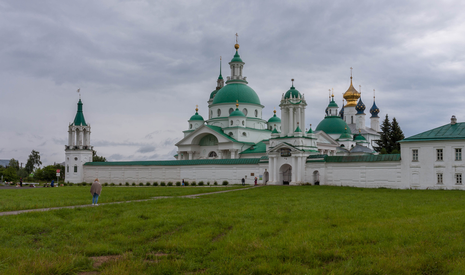 Спасо-Яковлевский монастырь в Ростове. 