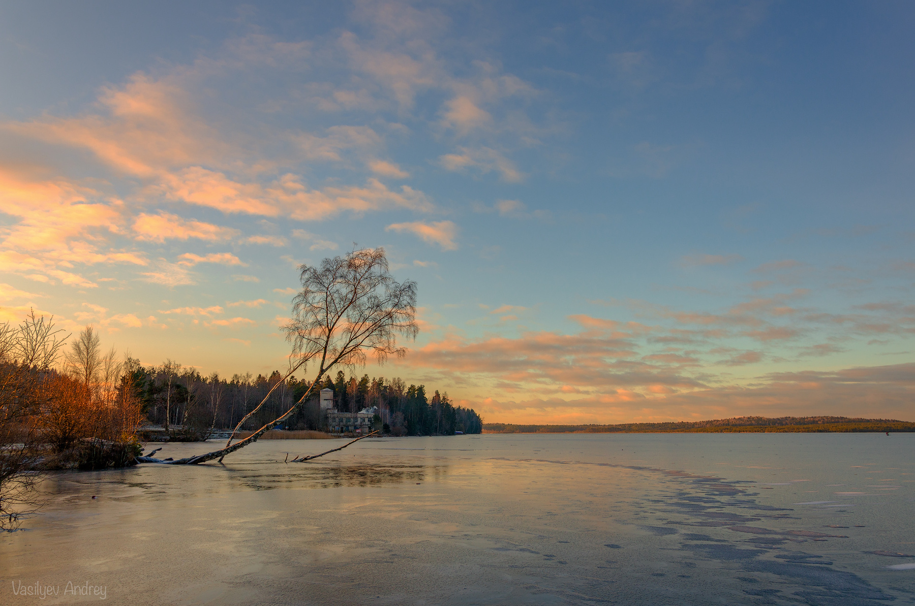 Утро на озере зима озеро природа пейзаж утро небо облака