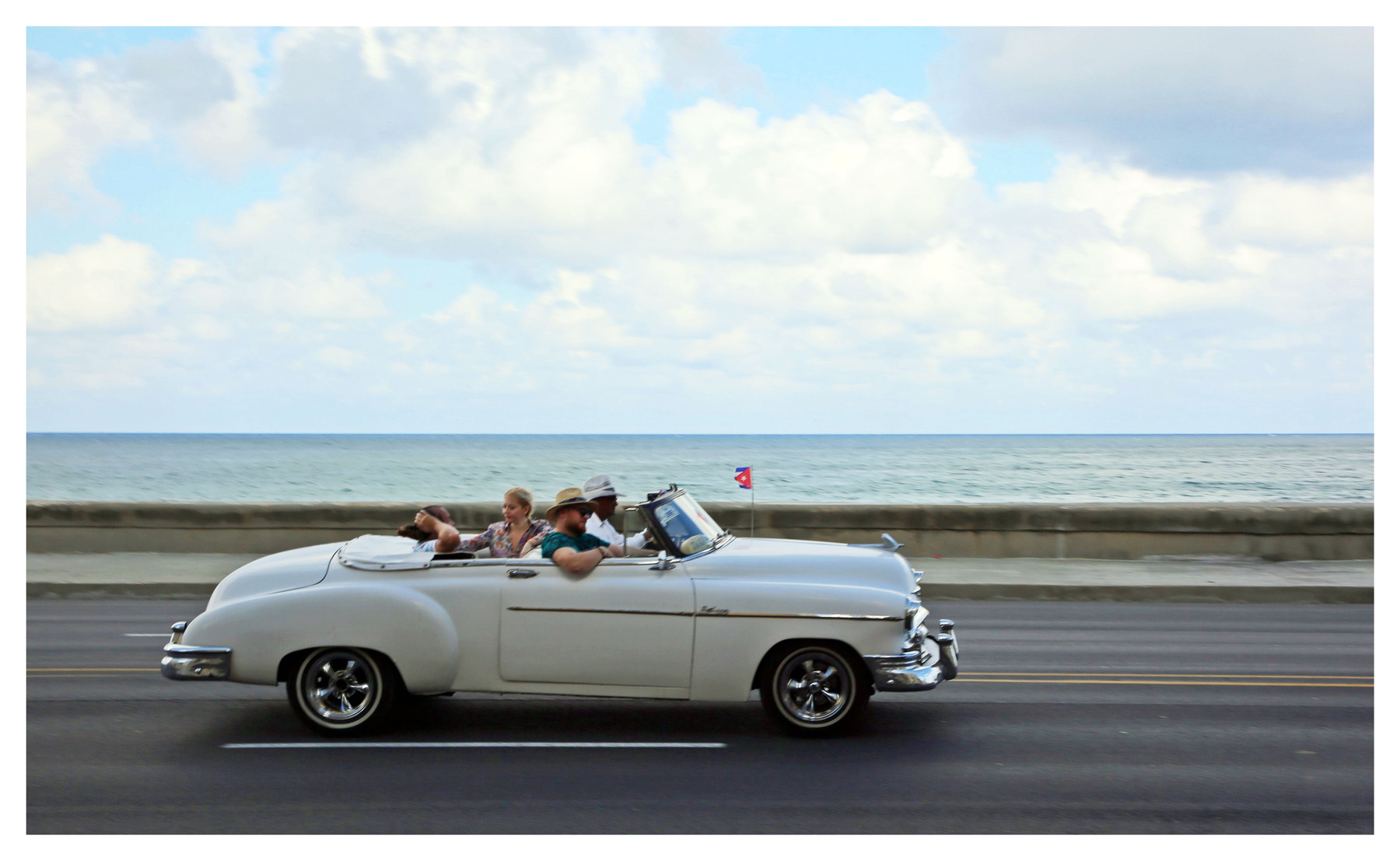 La Habana,mi ciudad cuba la habana vieja libre isla bonita malecón retrocar oldsmobile