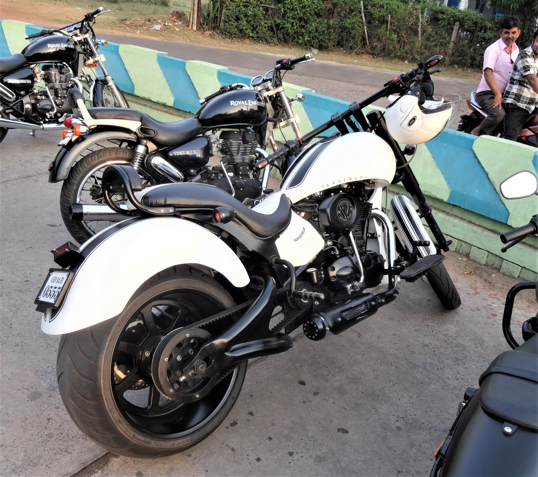 "Варденчи" индия мотоцикл