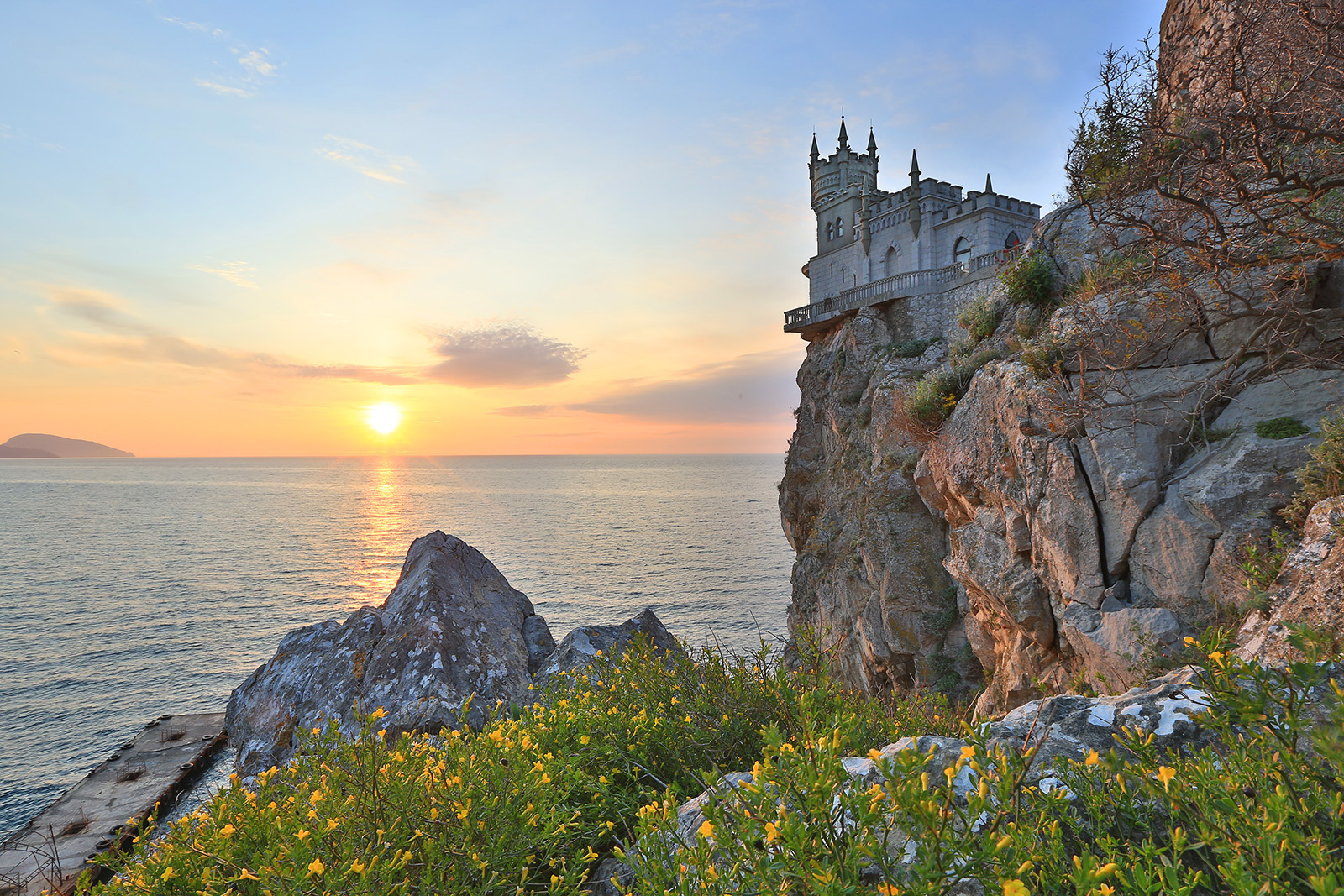 Замок Ласточкино гнездо Крым Ялта Ласточкино гнездо фотограф море пляж волна пейзажи Крыма