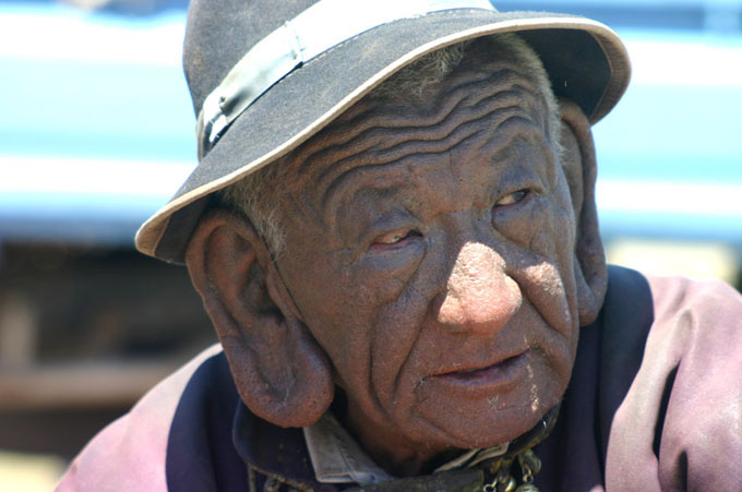 Благородный человек /В Монголий считают человек с большими ушами называется Благородный человек озеро река девушка горы