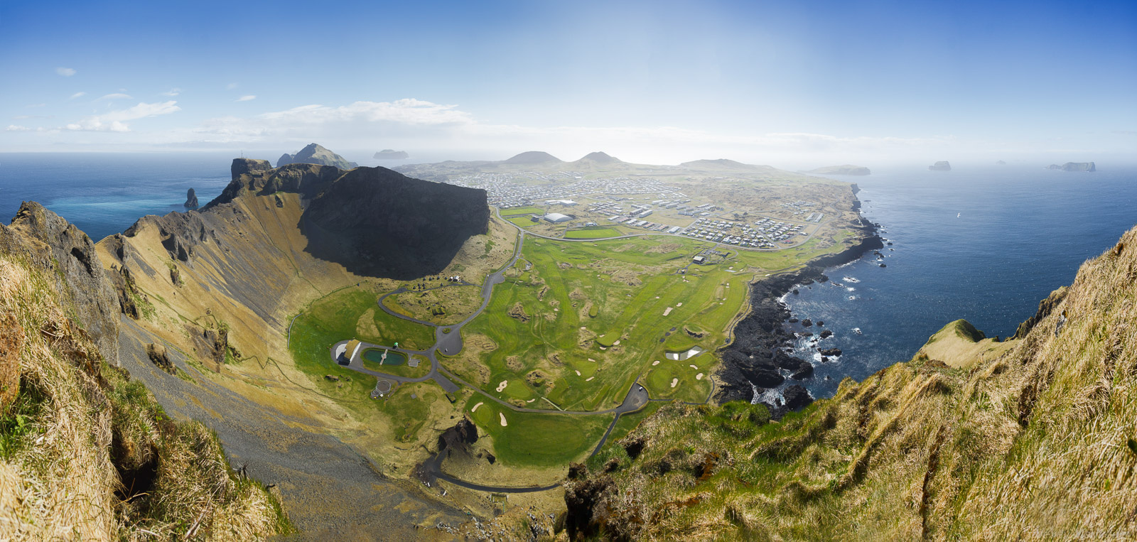 Панорама острова Хеймаэй Исландия Архипелаг Хеймаэй Вестманнаэйяр Heimaey Vestmannaeyjar