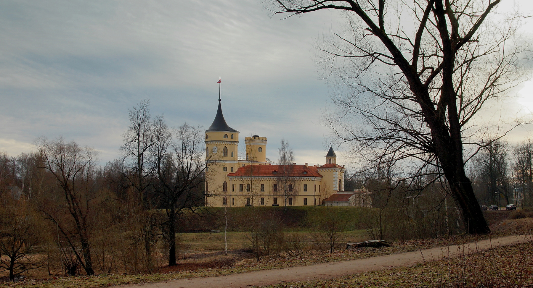 Замок БИП Павловск замок БИП парк Мариенталь