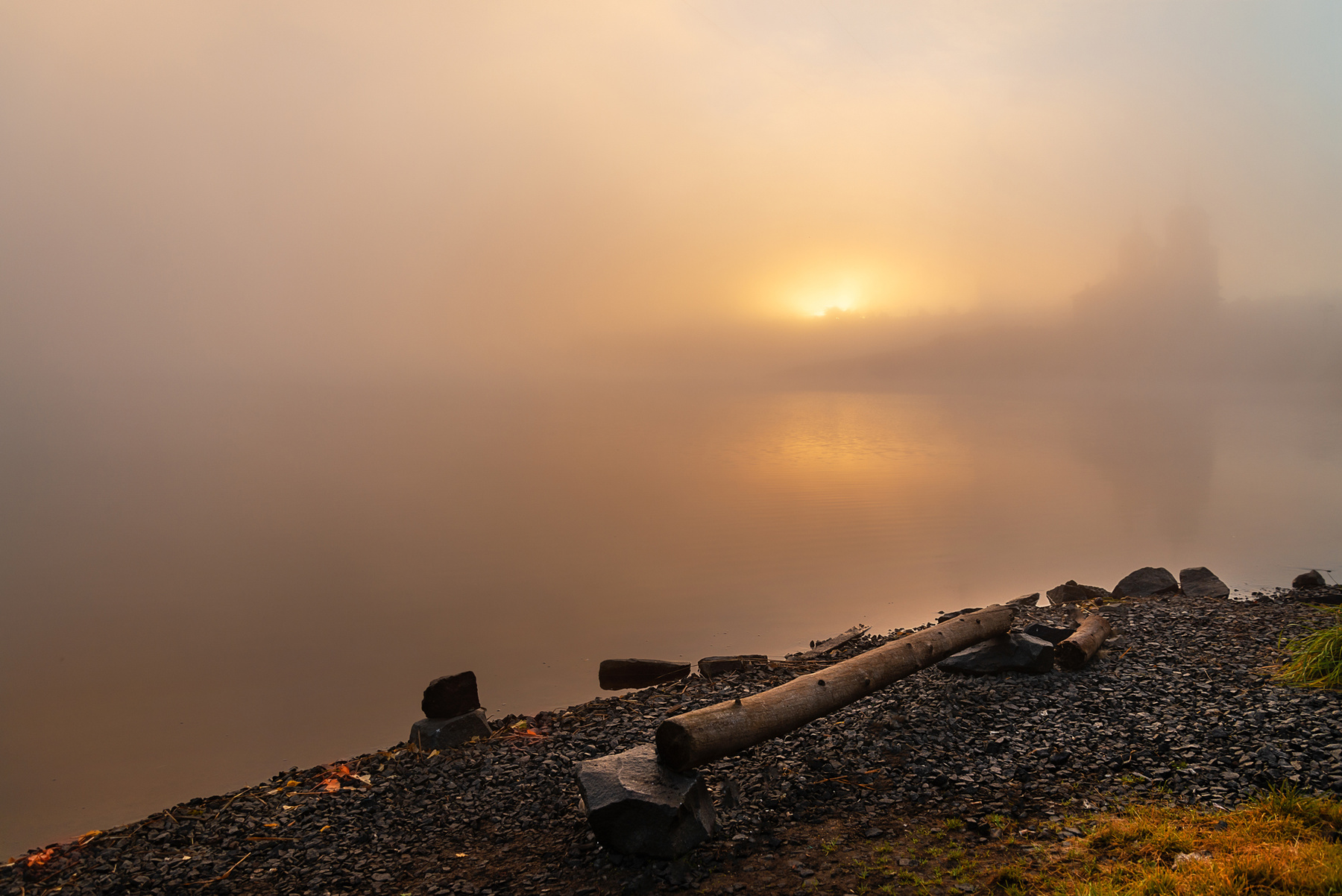туманное утро на Онежском озере... 