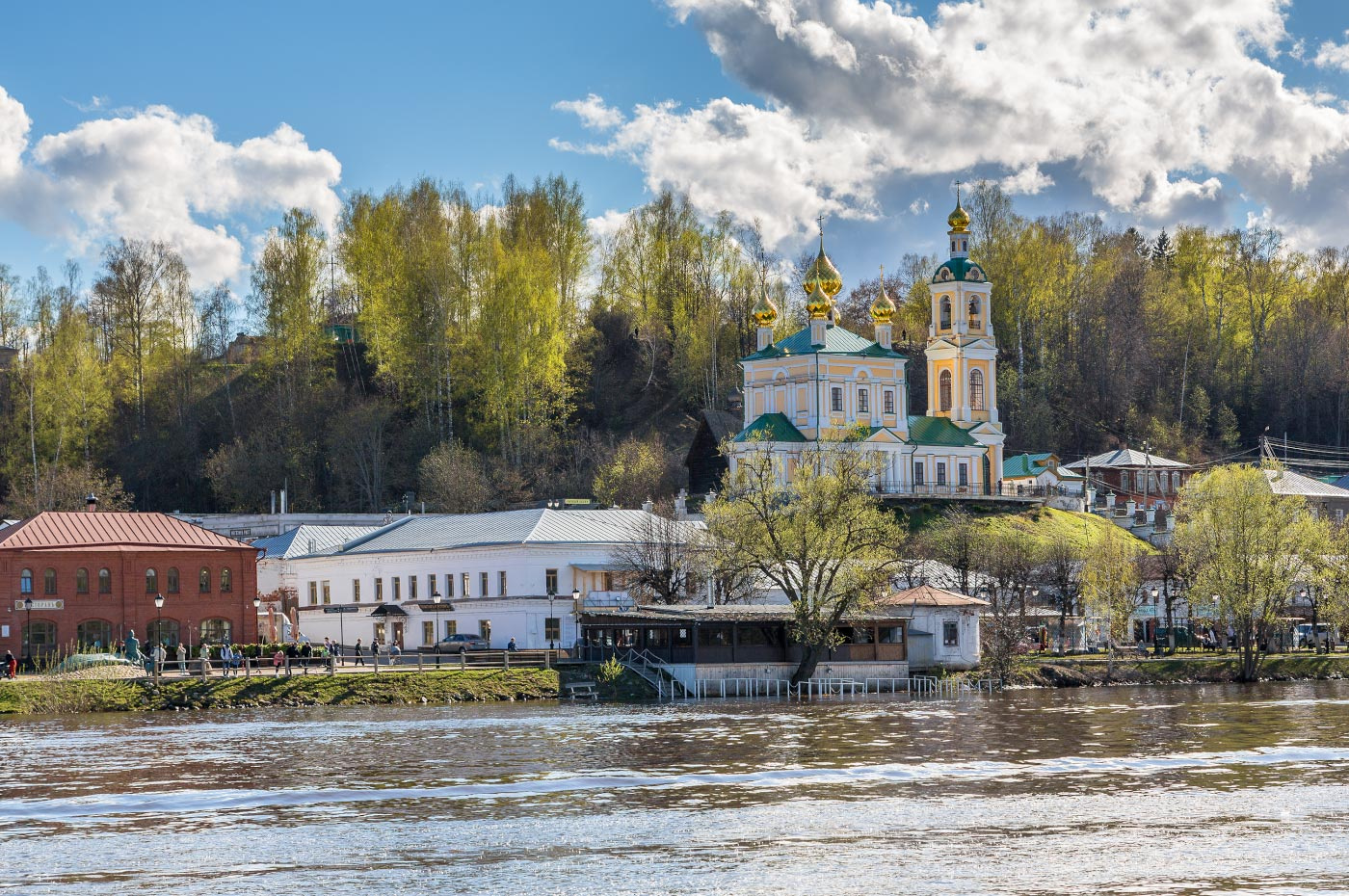 Весенний Плёс... старина церковь храм небо река весна Волга Плёс