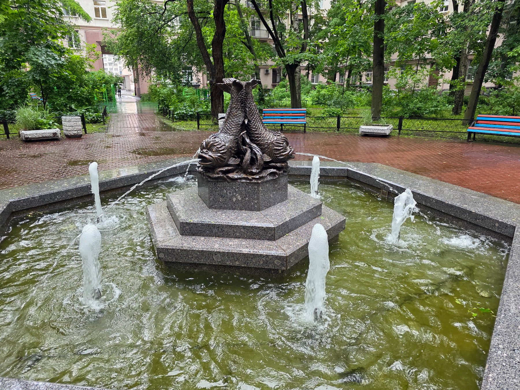 Двор здорового человека 
