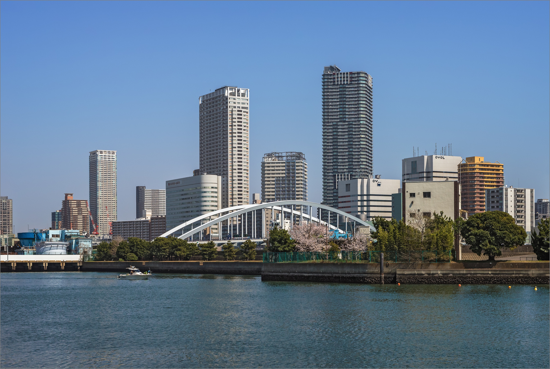 Устье реки Сумида, впадающей в Токийский залив река Токио