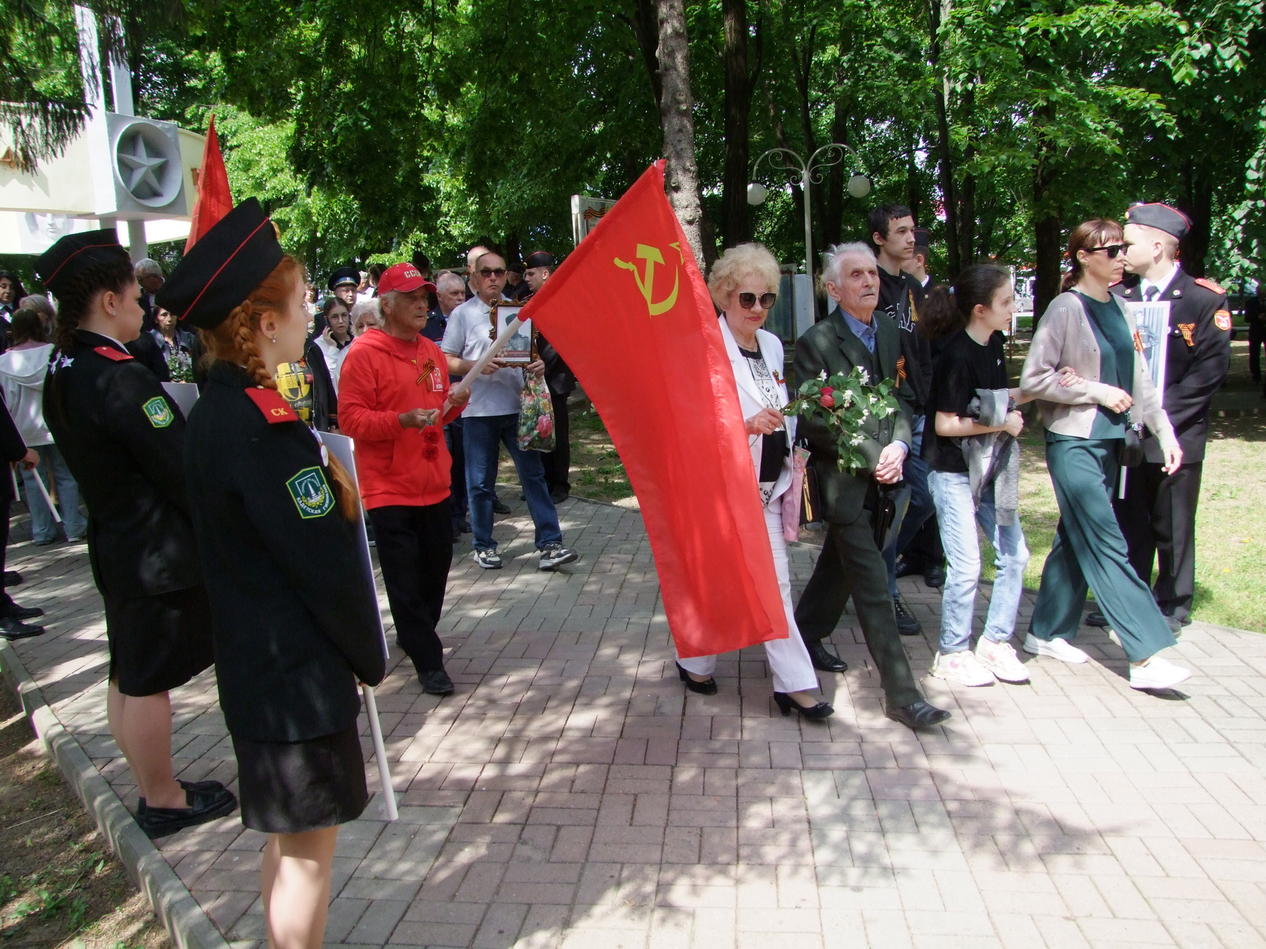 Последний герой Парад победа флаг