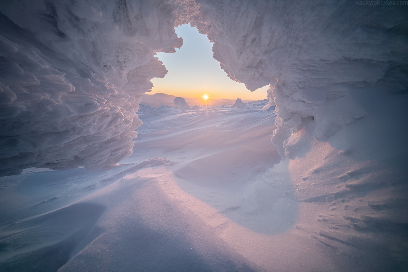 Окно в зиму гух урал россия зима горы снег василийяковлев яковлевфототур
