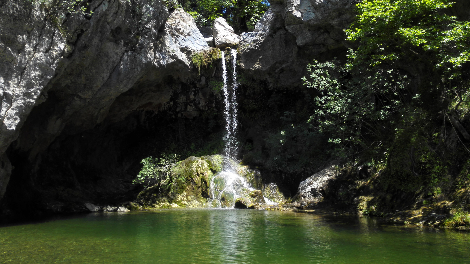 Водопад водопад греция