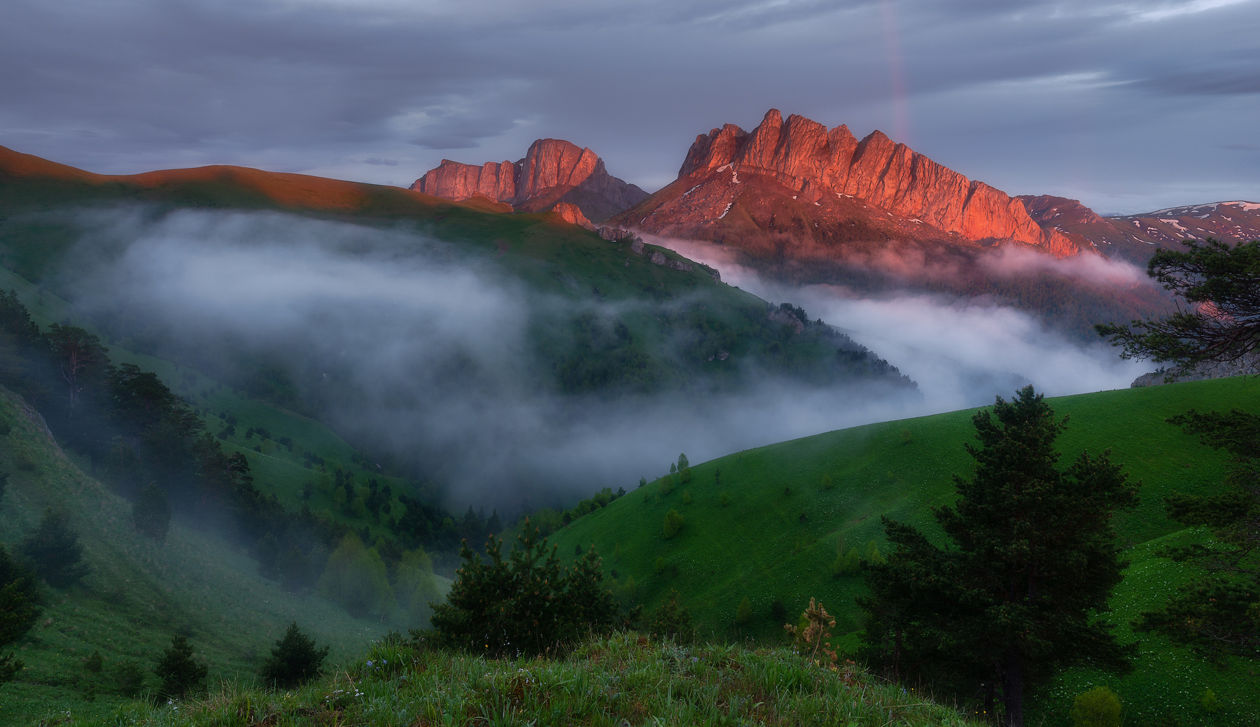 Закат с радугой и туманом у Ачешбоков 