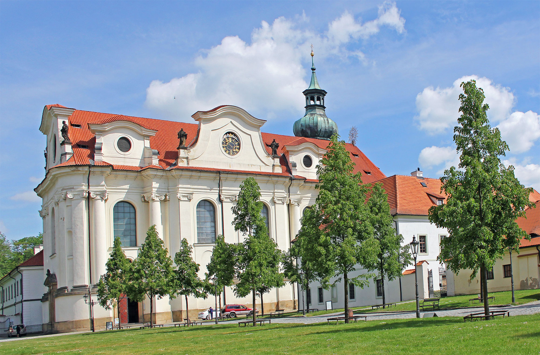 Бржевновский монастырь (Břevnovský klášter) Прага Бржевновский монастырь май 2016г