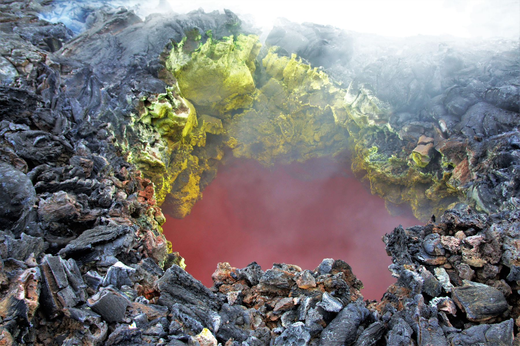 Окно в преисподнюю Вулкан лава извержение Камчатка Плоский Толбачик преисподняя ад