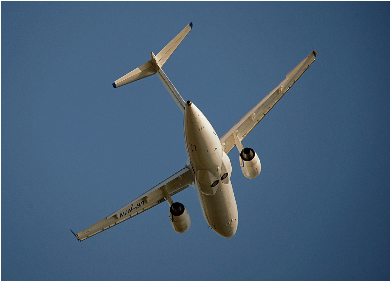 Ан-158 Ан-158 Авиация самолет полет Жуковский МАКС-2011