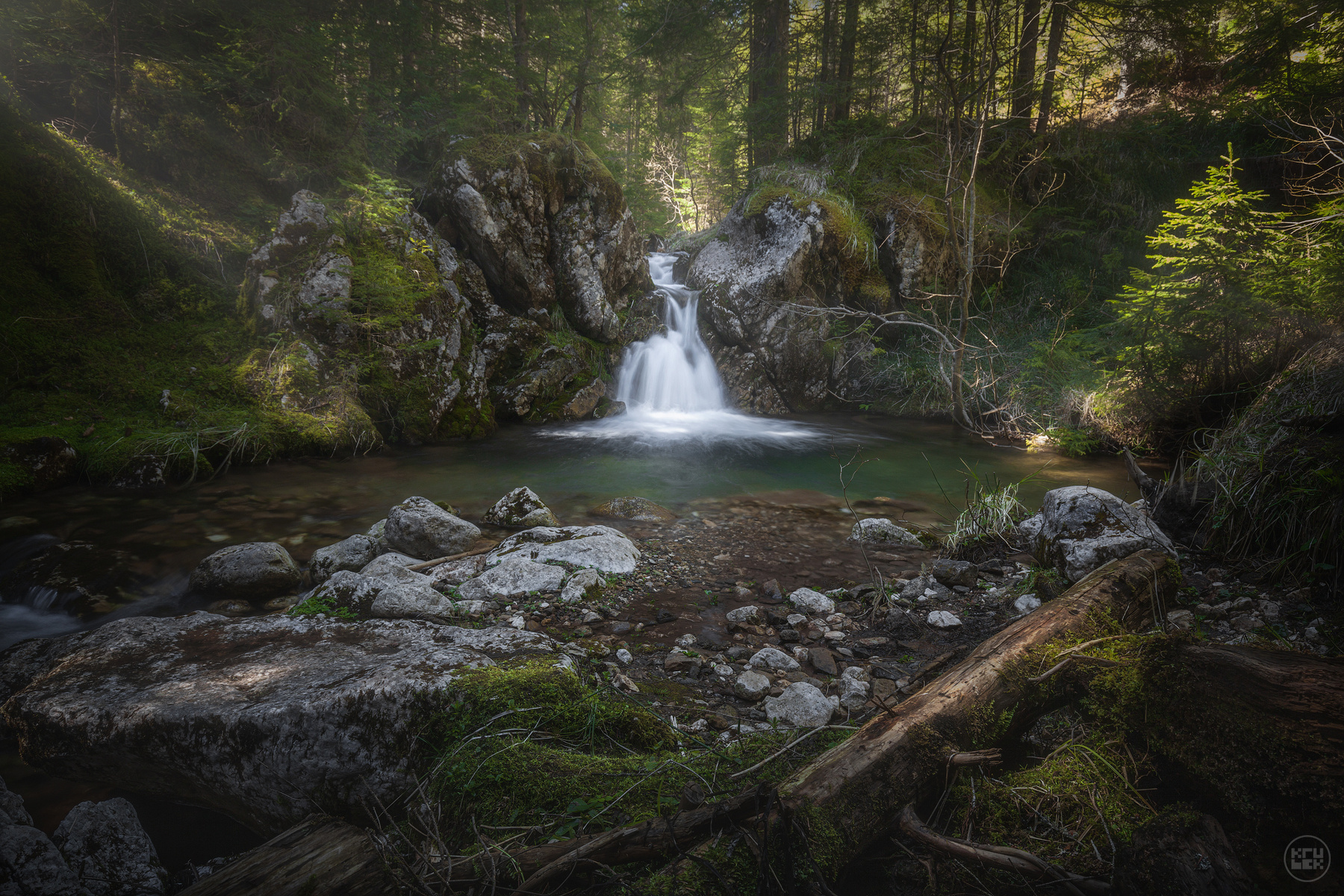 Водопад на реке Млински Поток черногория водопад природа