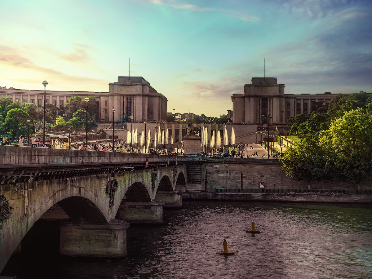 ***Йенский мост в Париже. 