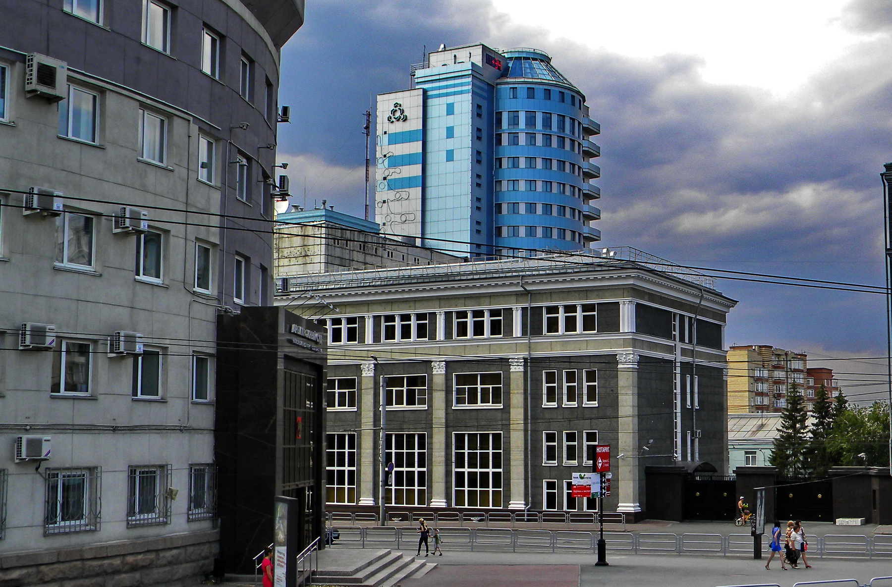 Челябинск. Вид на здание Банка России город Челябинск здание.банка