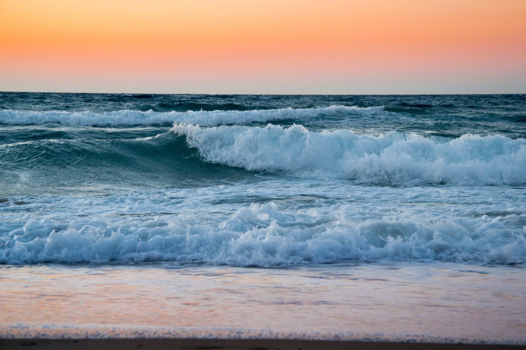Закатное море в Ретимно море закат волны sea sunset